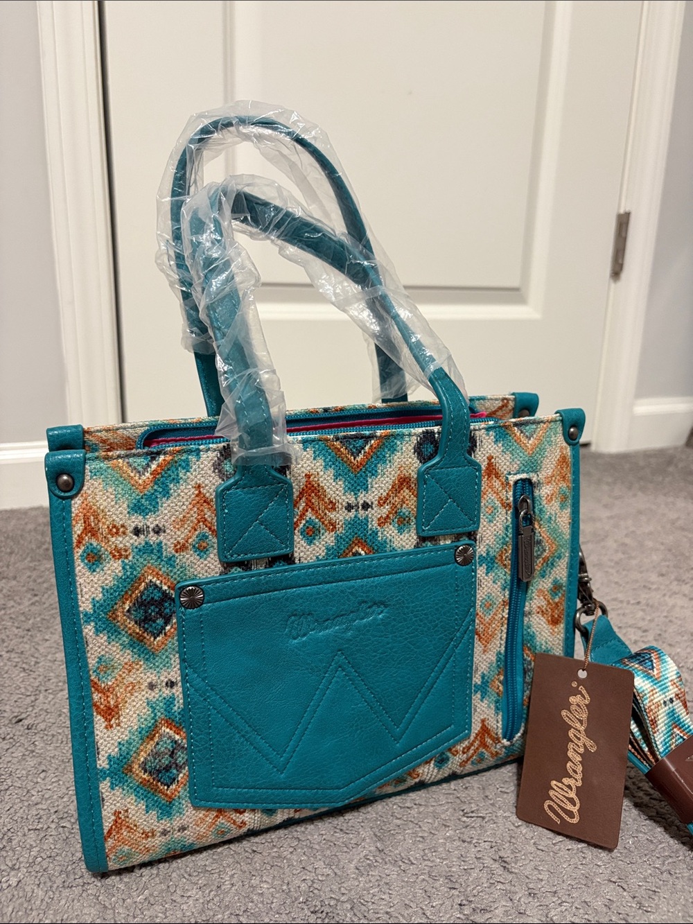 Montana West Wrangler Aztec Tote Bag - Picture 3 of 9